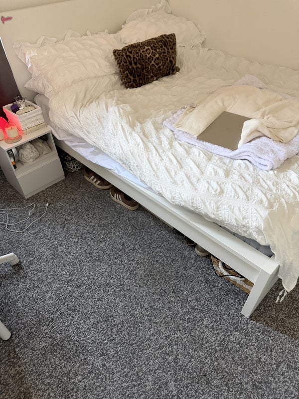 Room Manor Terrace in Leeds