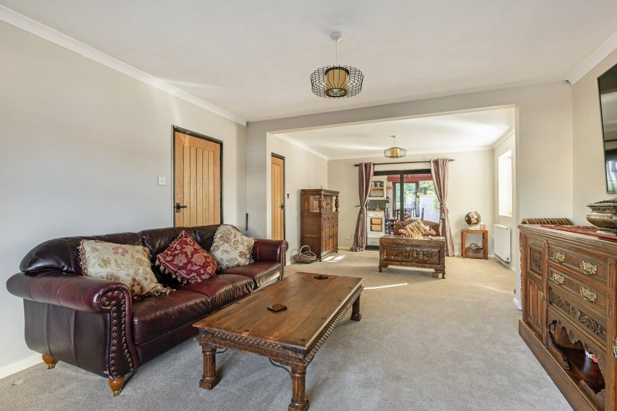 House Twyford Grove in Cherwell District