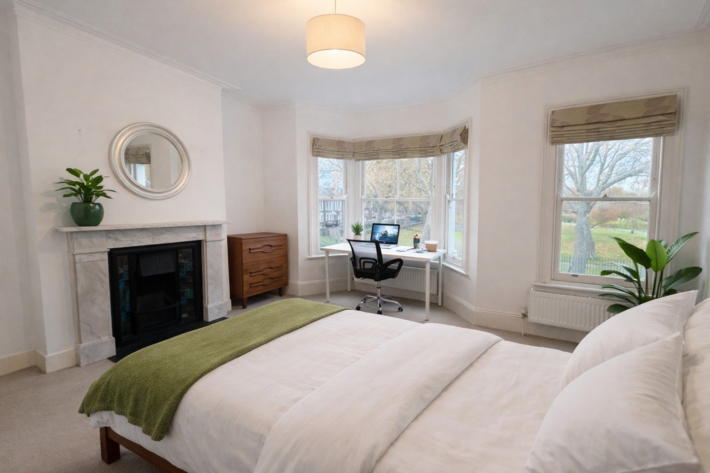 Room Alloa Road in Greater London