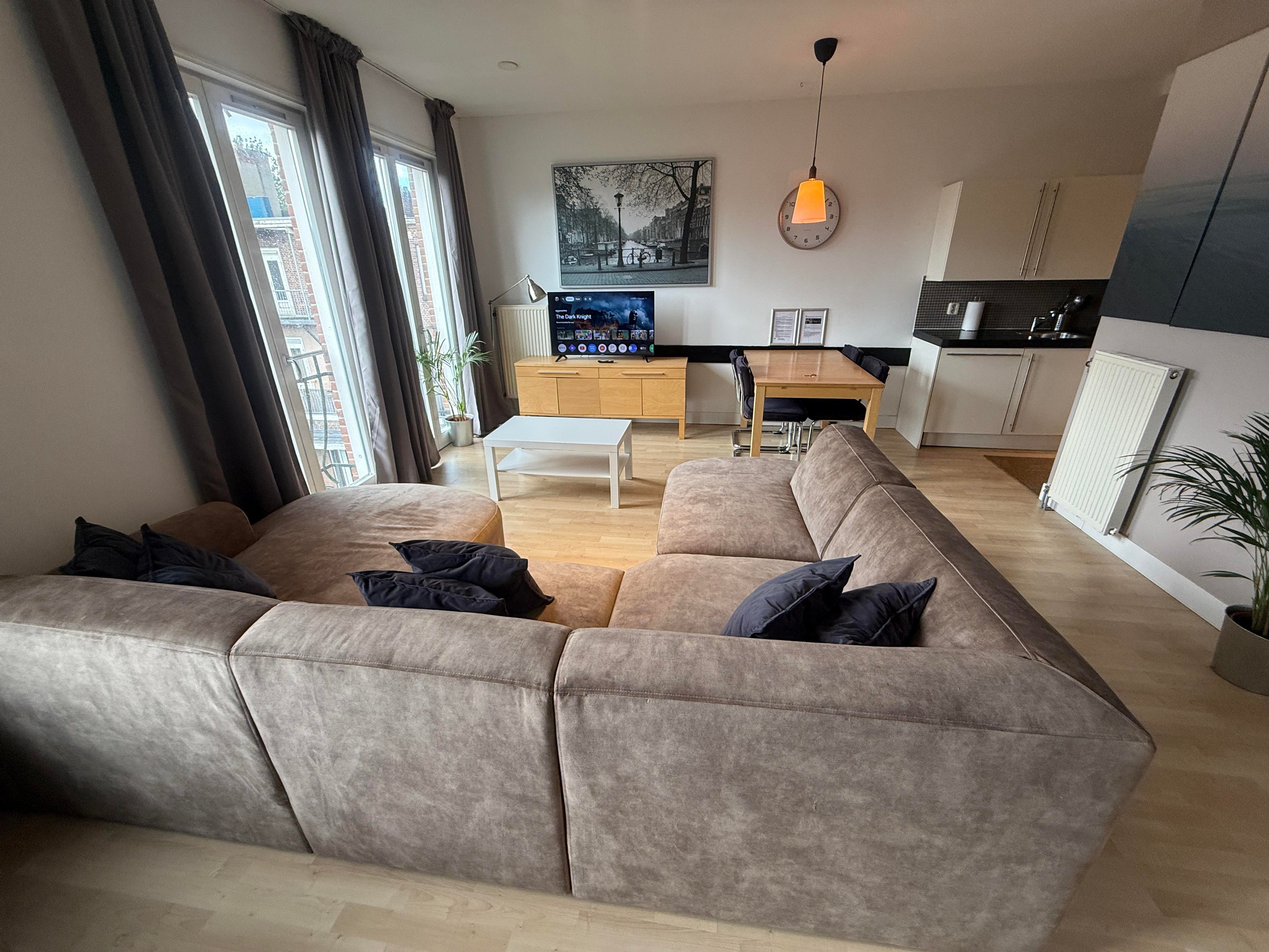 Flat Vrijheidslaan in Amsterdam