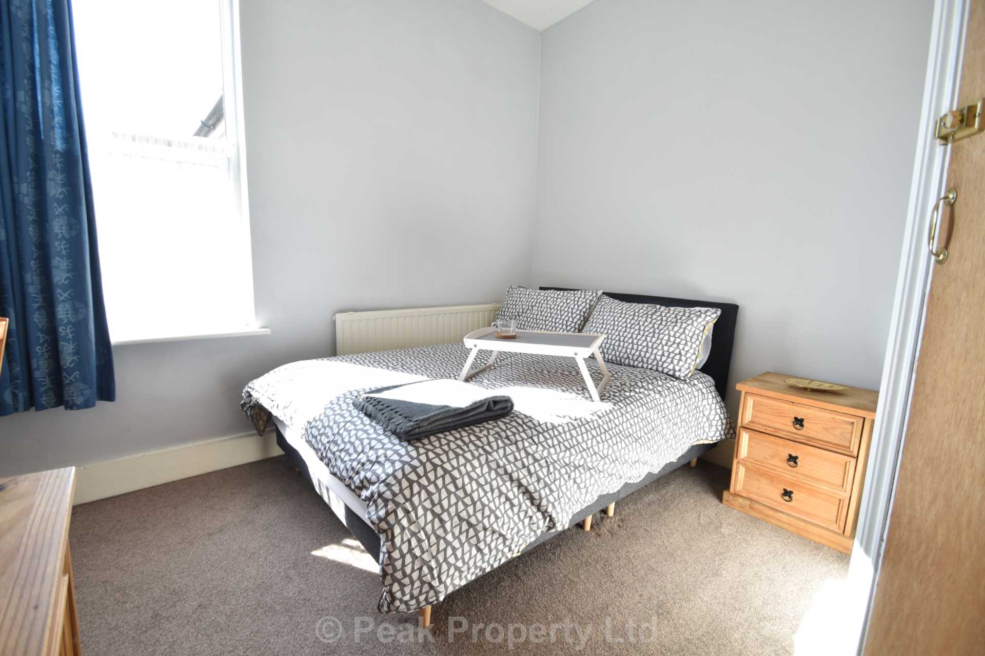 Room Gordon Road in Southend-on-Sea