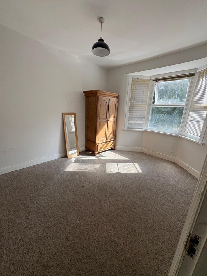 Room Ham Park Road in Greater London