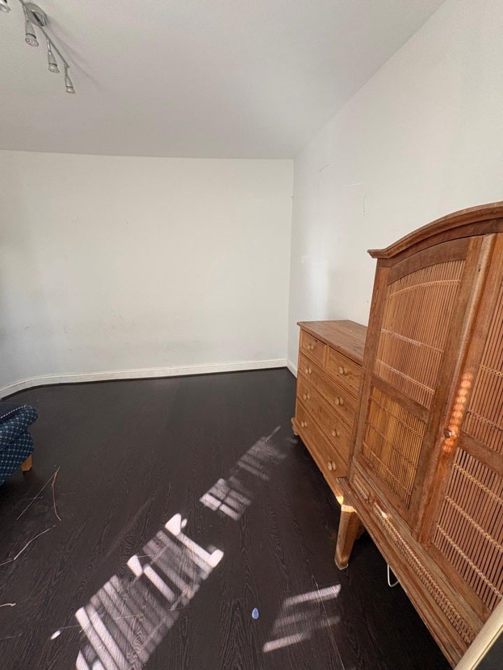 Room Ham Park Road in Greater London
