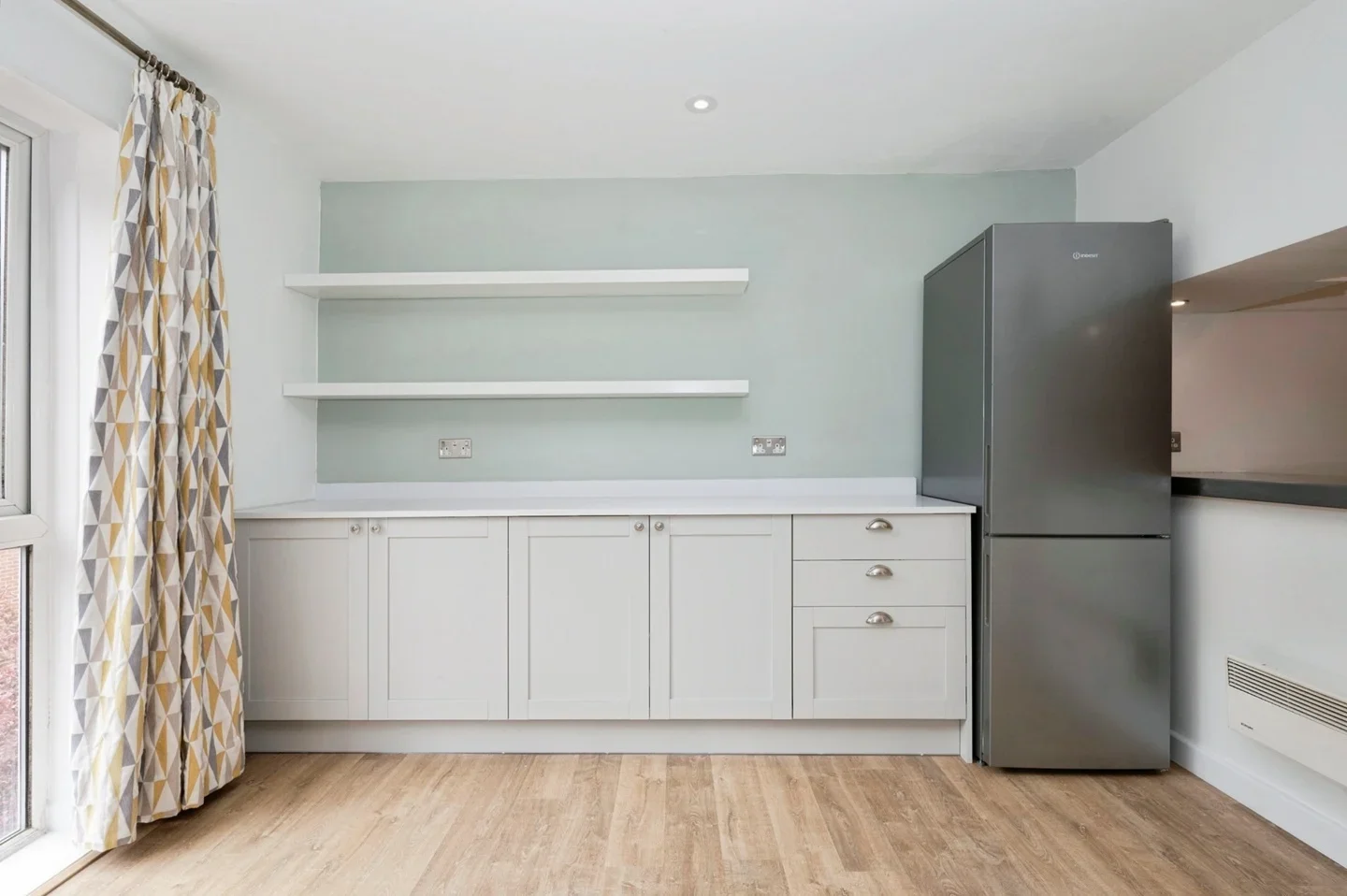 Flat Glenbuck Road in Greater London