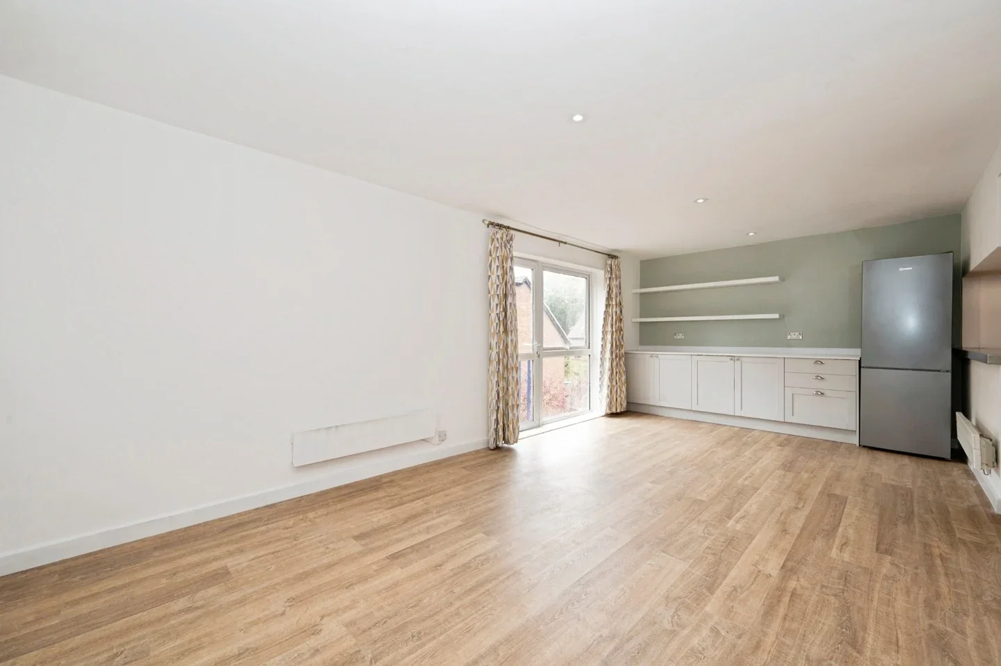Flat Glenbuck Road in Greater London