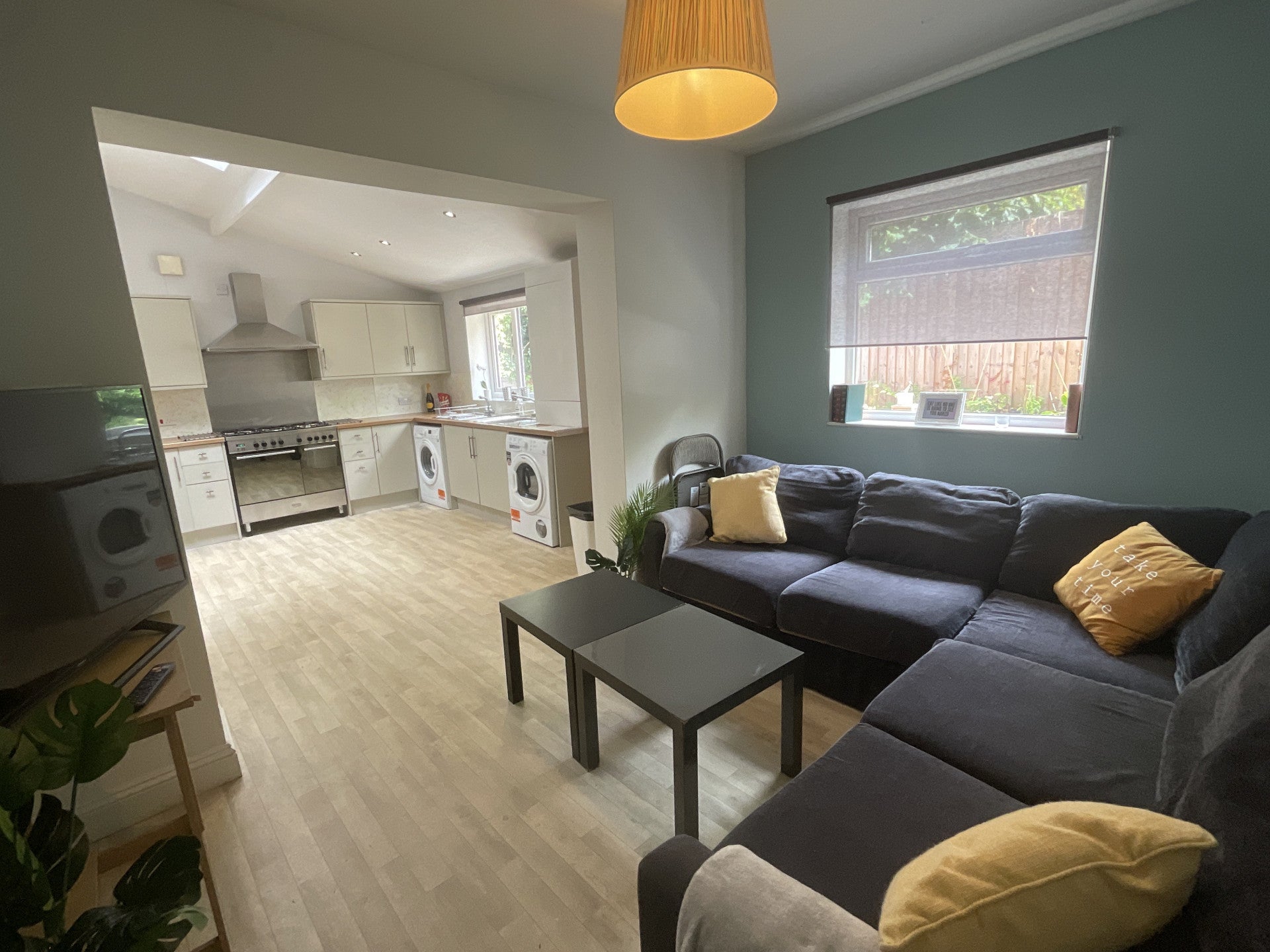 Room West Lorne Street in Chester