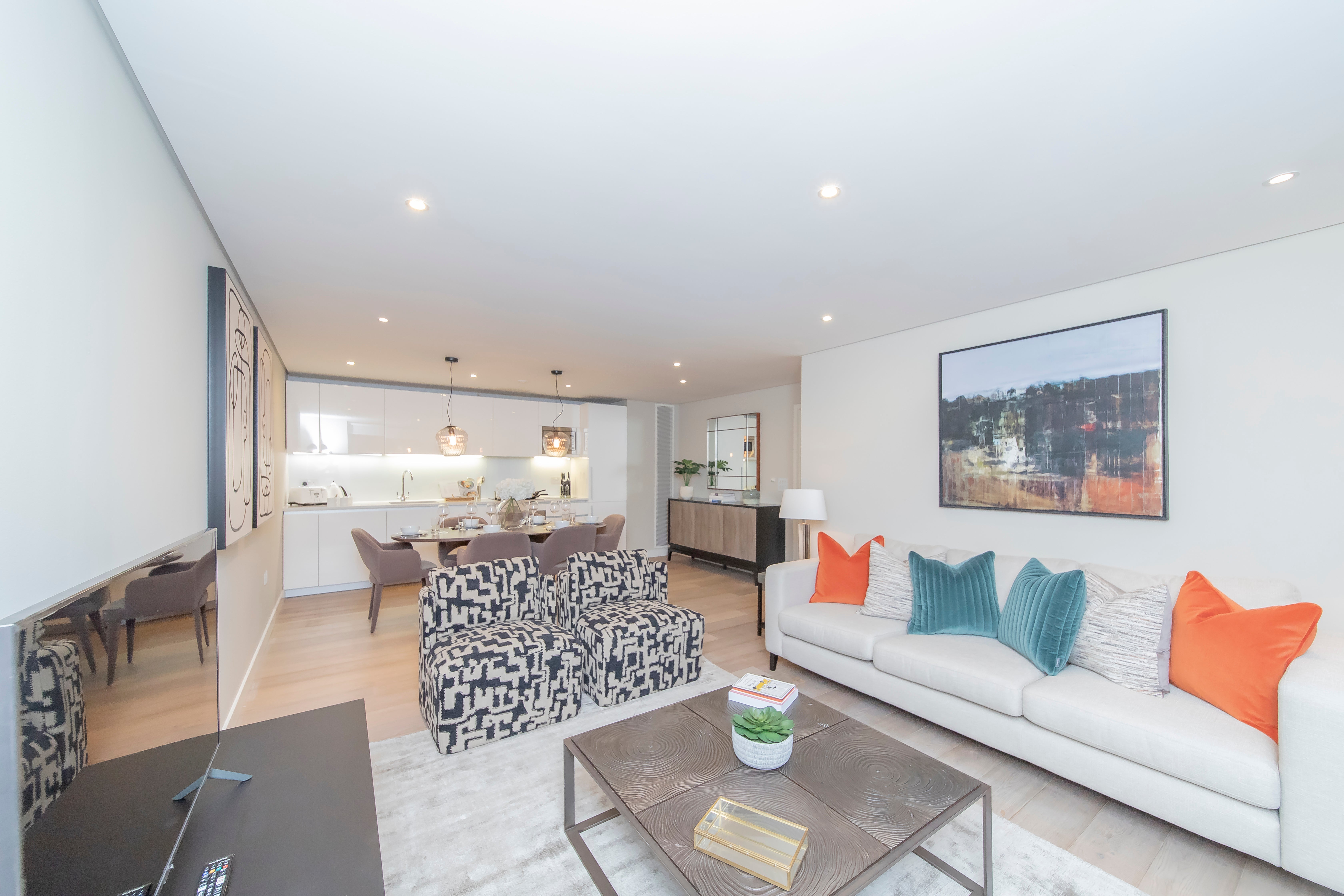 Flat Merchant Square in City of Westminster