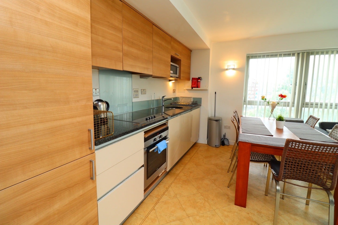 Flat West Parkside in Greater London