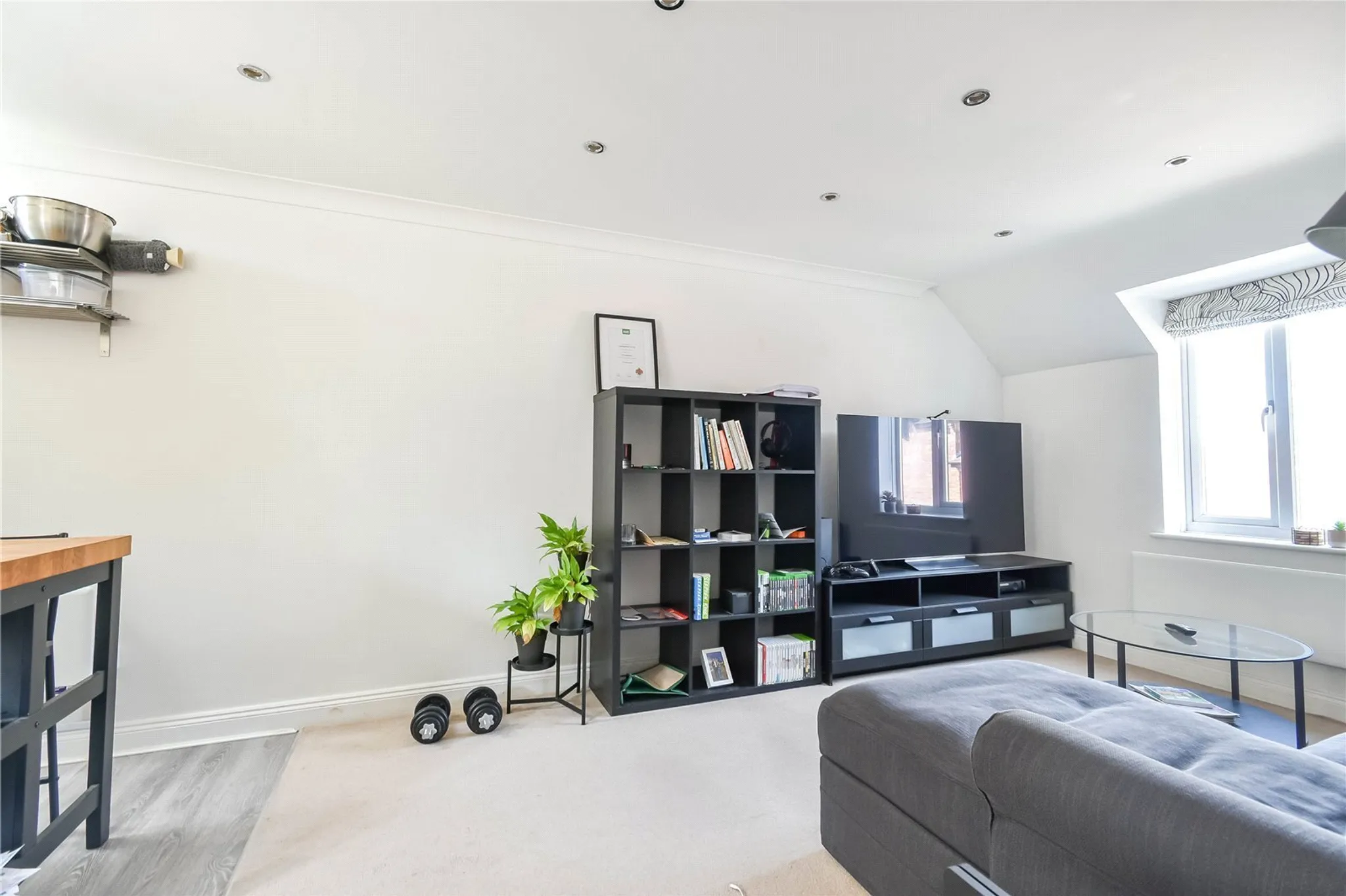 Flat Cherry Grove in Hungerford