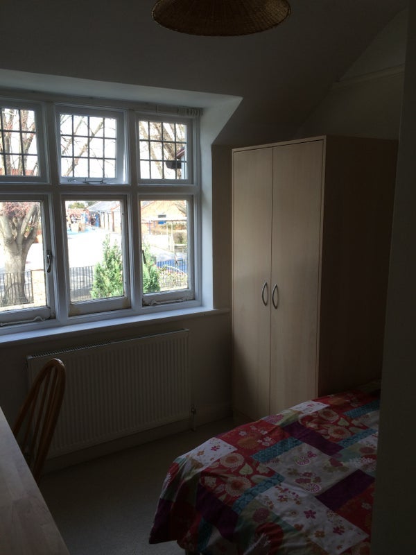 Room Hawkshead Road in Greater London