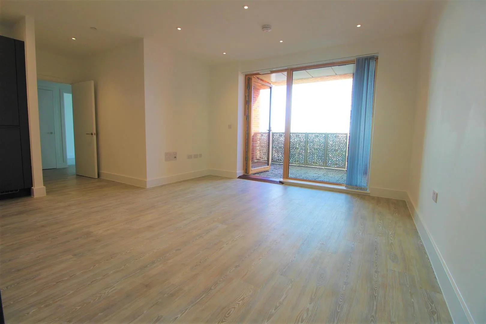 Flat Harrow Manorway in Greater London