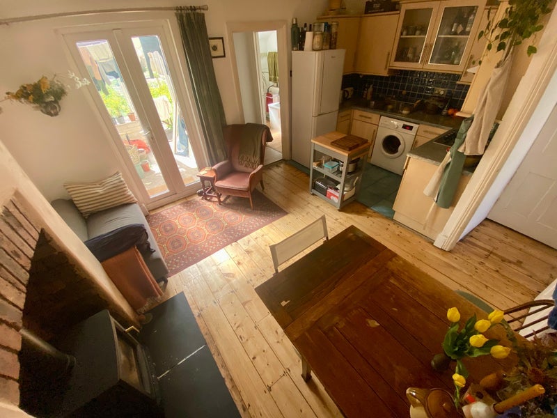 Room Forest Avenue in Bristol