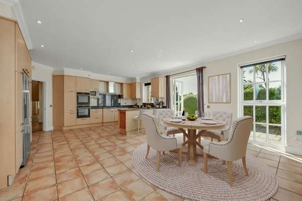 House Blackhills in Elmbridge