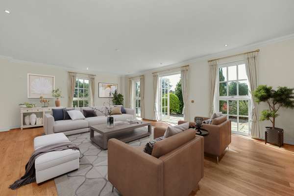 House Blackhills in Elmbridge