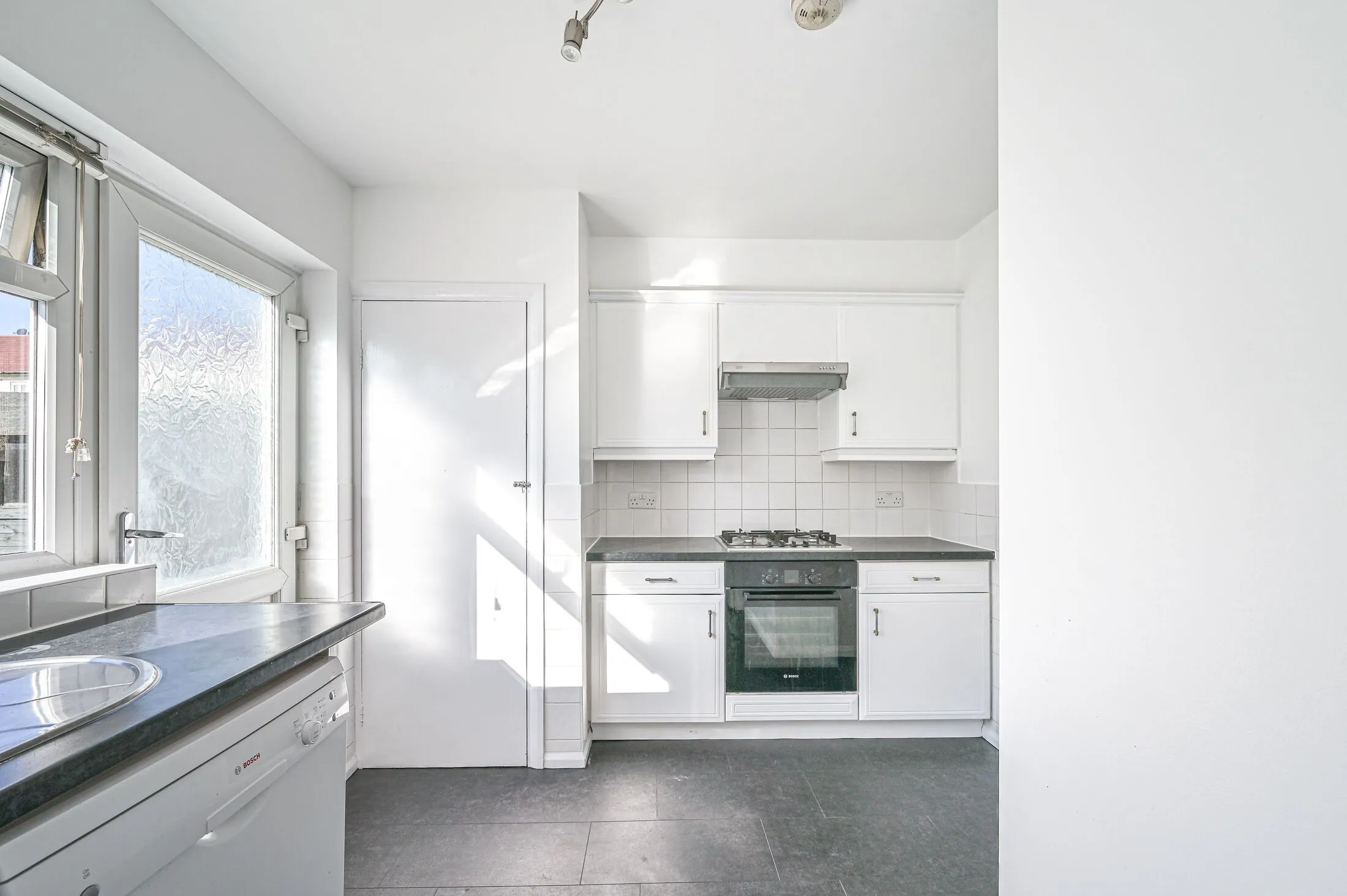 Flat Friern Park in Greater London