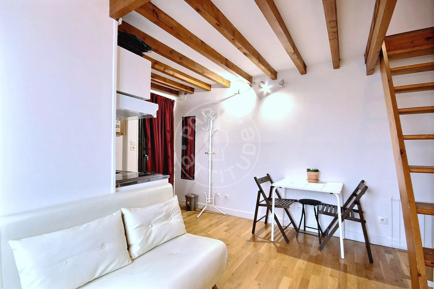 Appartement Rue de l'Aude à Paris