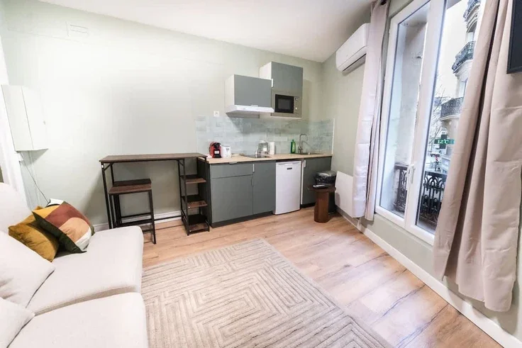 Appartement Rue de Fécamp à Paris