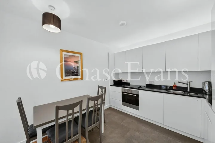 Flat Amelia Street in Greater London