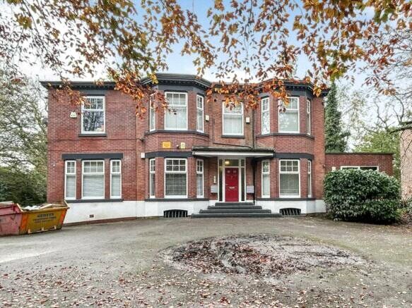 Flat Rushford Avenue in Manchester