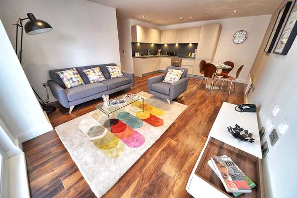 Flat Ordsall Lane in Salford