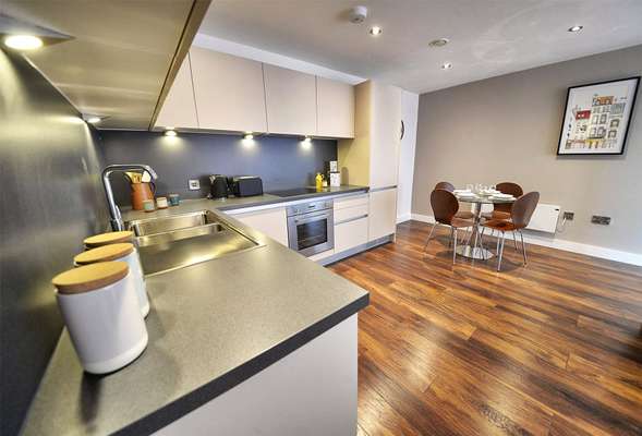 Flat Ordsall Lane in Salford