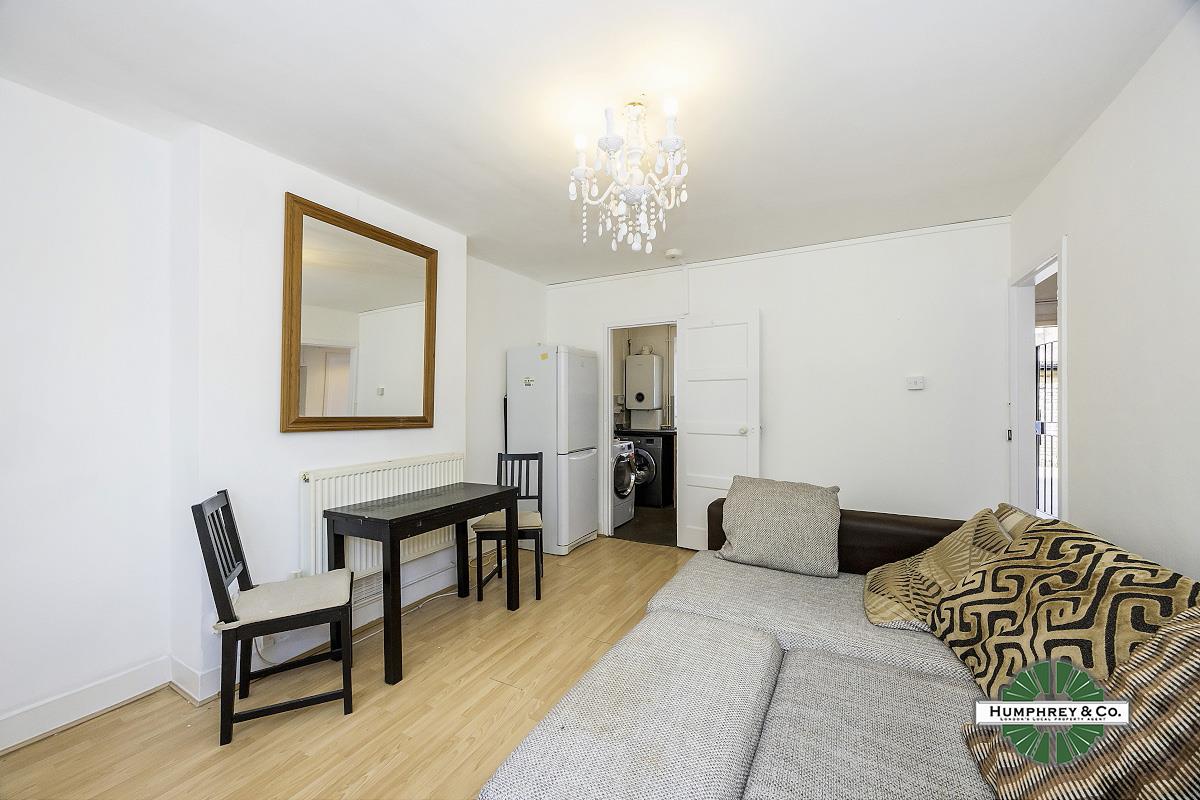 Flat Aske Street in Greater London