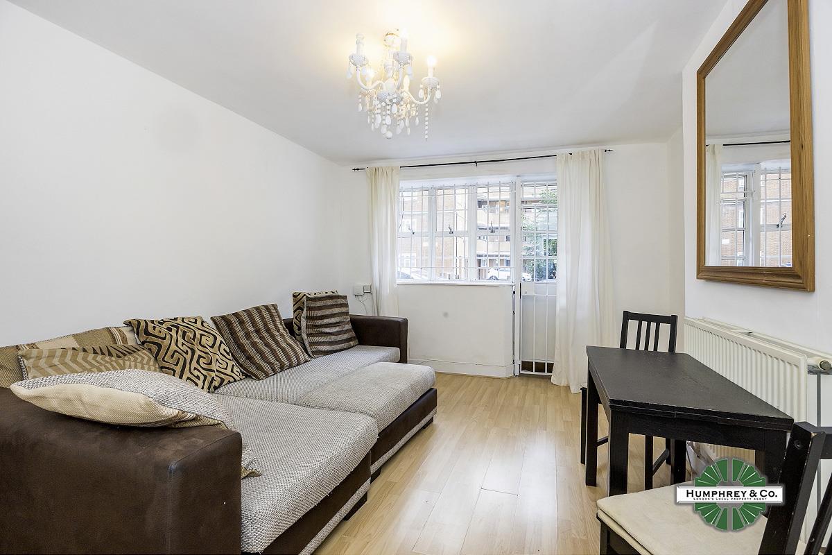 Flat Aske Street in Greater London