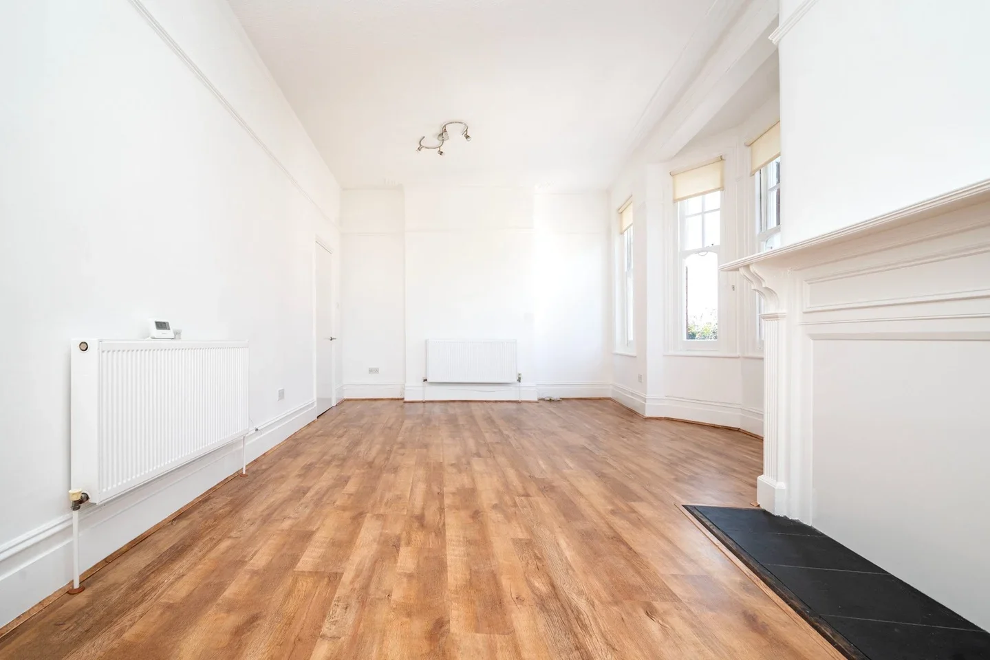 Flat Muswell Hill Broadway in Greater London