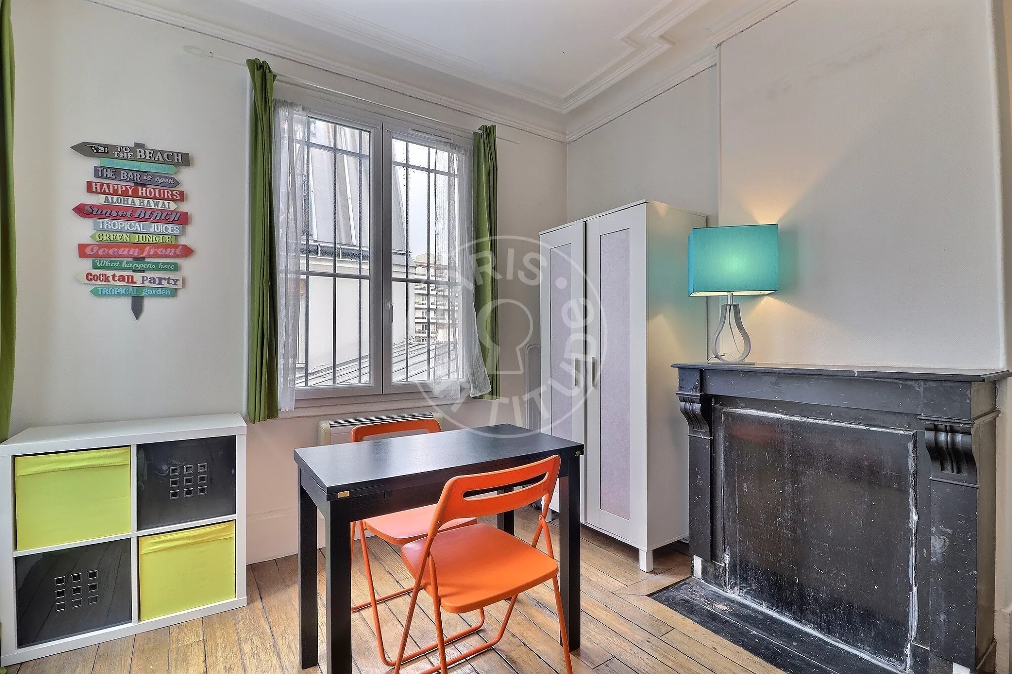 Appartement Rue Camille Crespin du Gast à Paris
