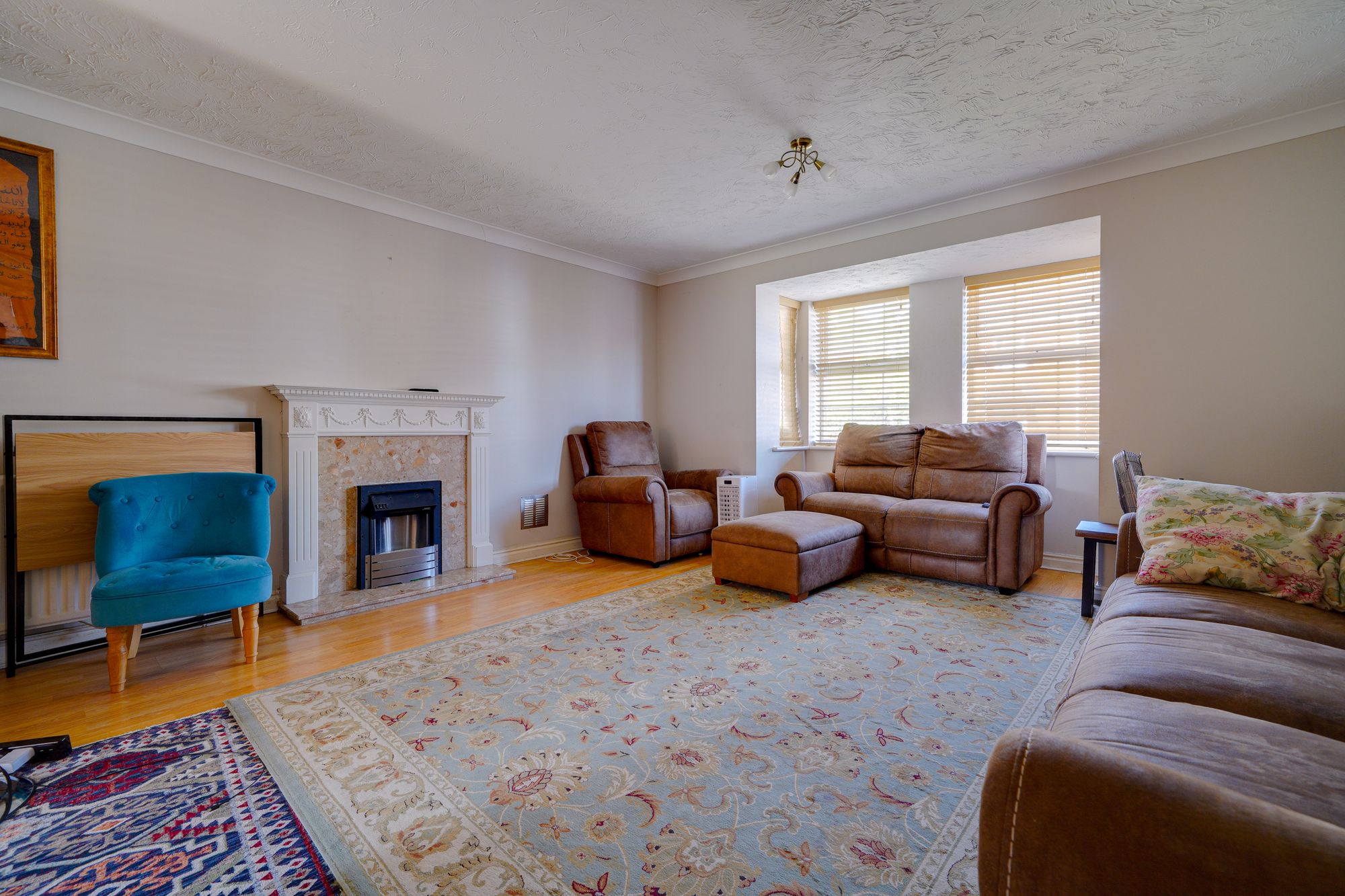 House Halley Close in Huntingdonshire