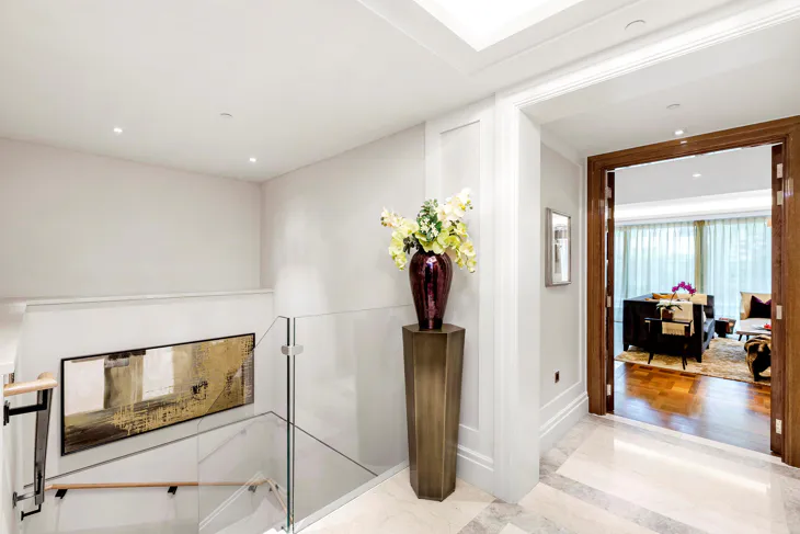 Flat Ebury Square in City of Westminster