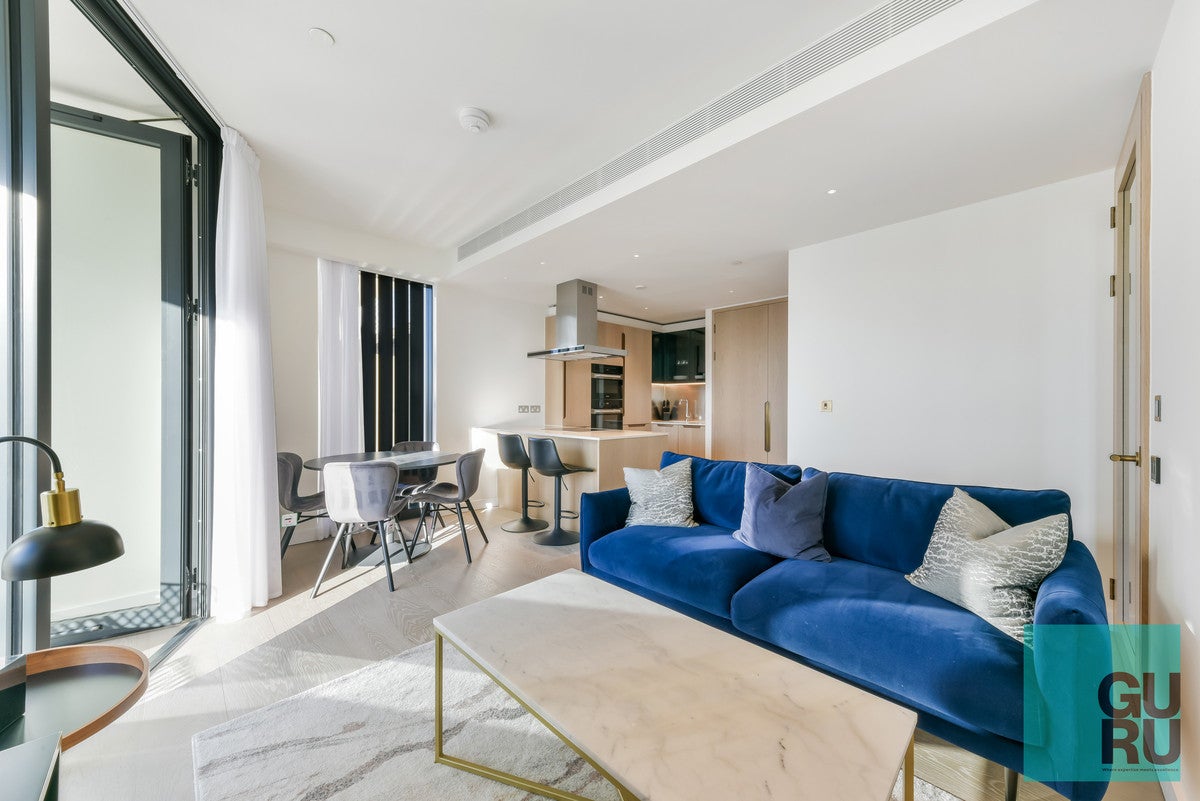 Flat Pascal Square in Greater London