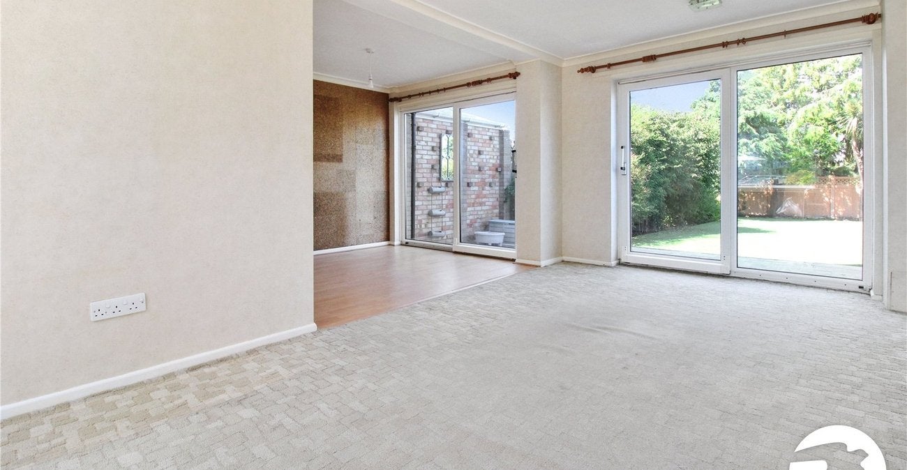 House Biddenden Way in Gravesham