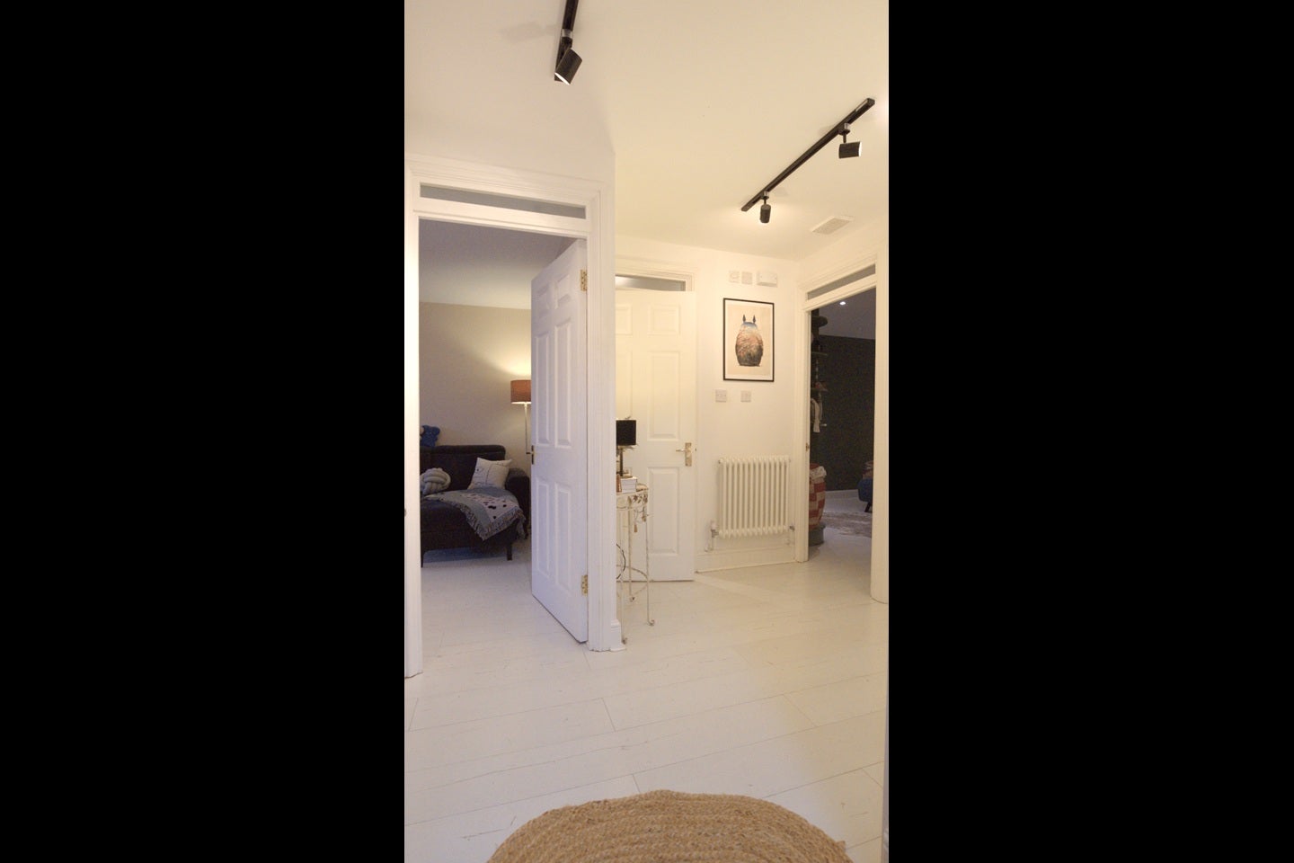 Flat Maple Mews in Greater London