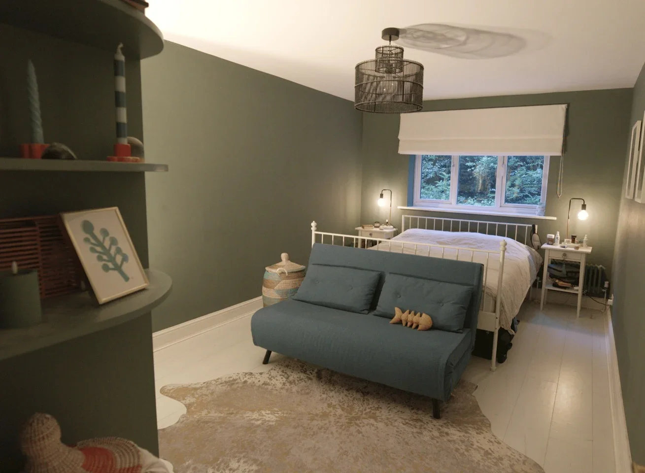 Flat Maple Mews in Greater London