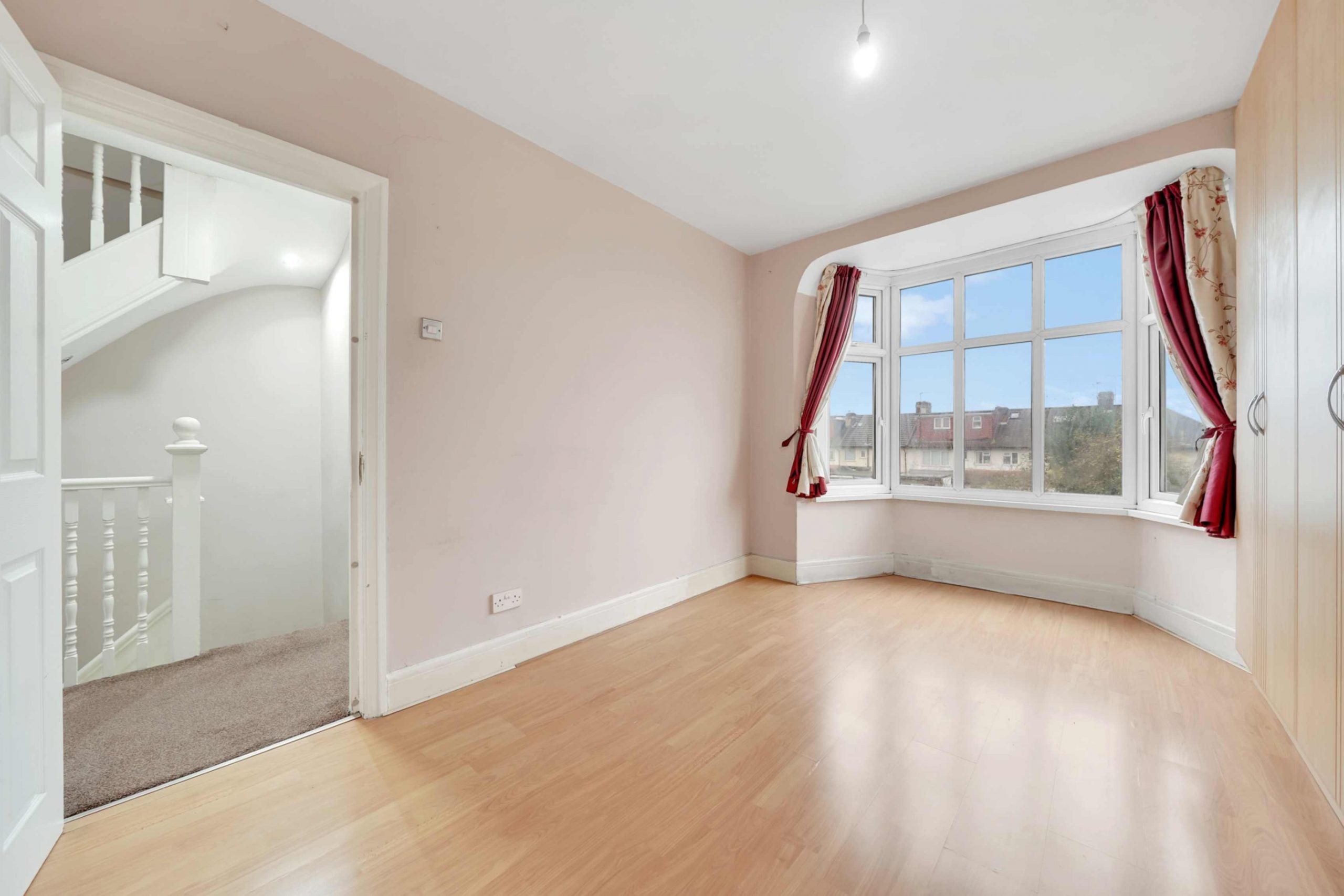 House Bawdsey Avenue in Greater London