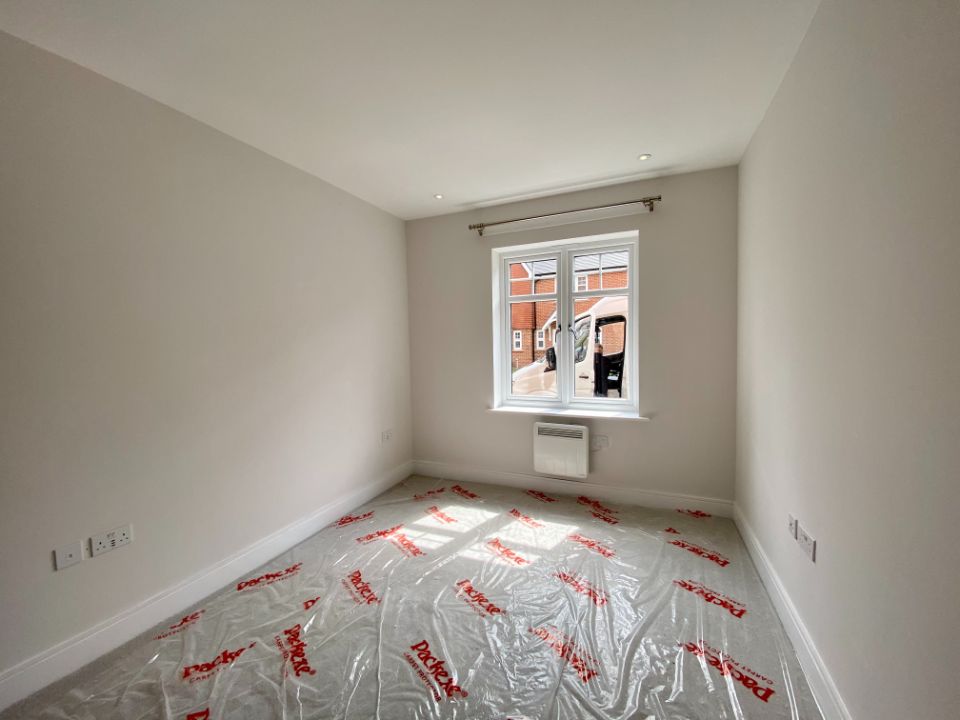 Flat Emerald Avenue in Hart