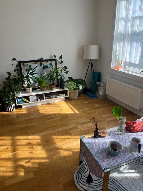 Room Woodville Gardens in Greater London