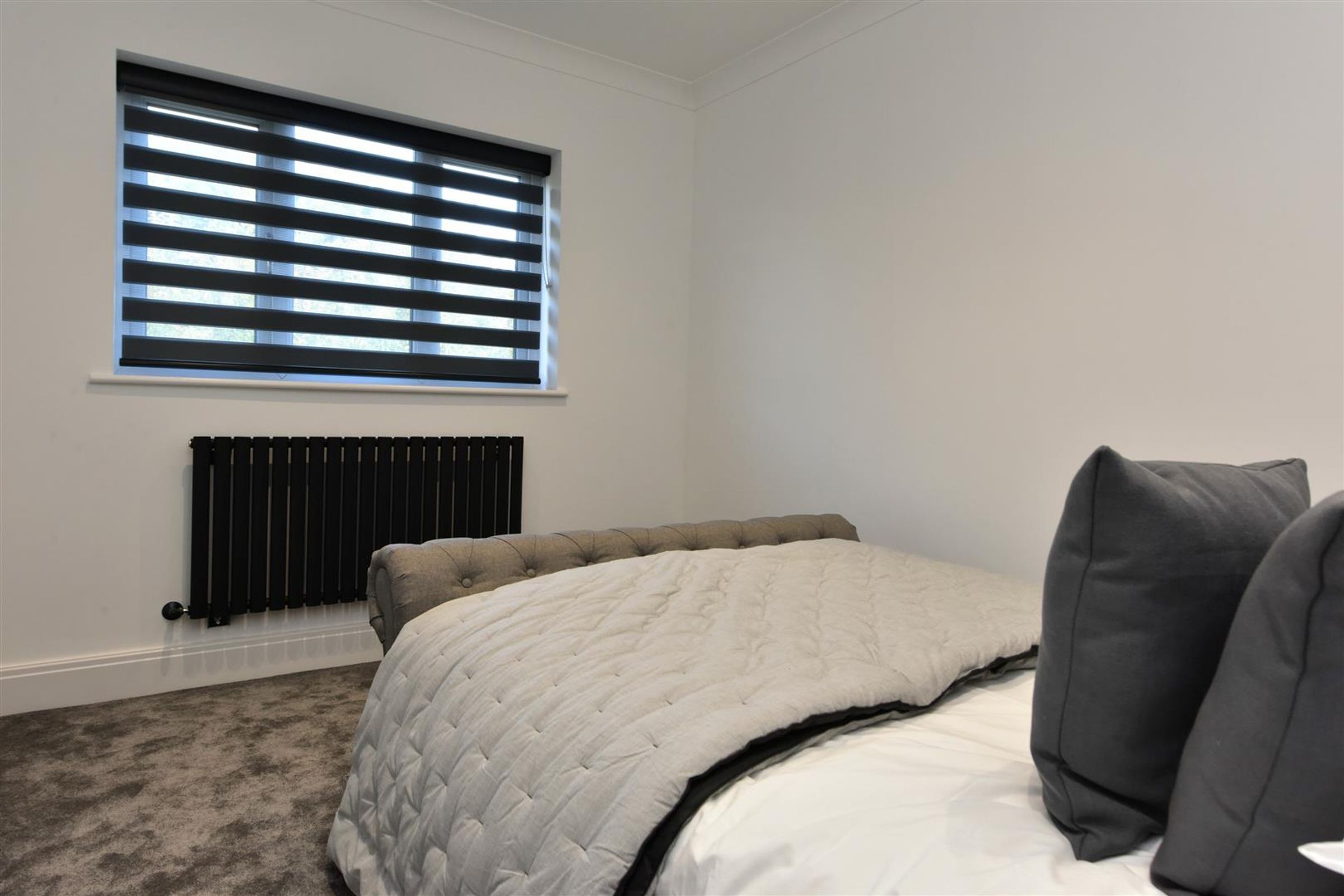 Flat Saxon Road in London