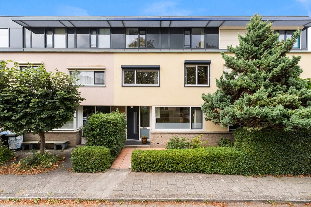 Huis Van Ravesteyn-erf 329 in Dordrecht