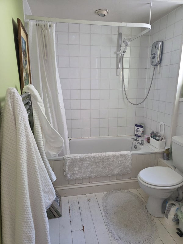 Room South Road in Weston-super-Mare