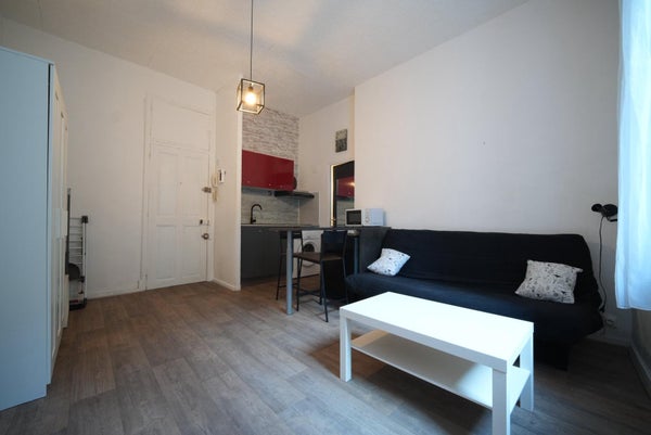 Flat Cours Pourtoules in Orange
