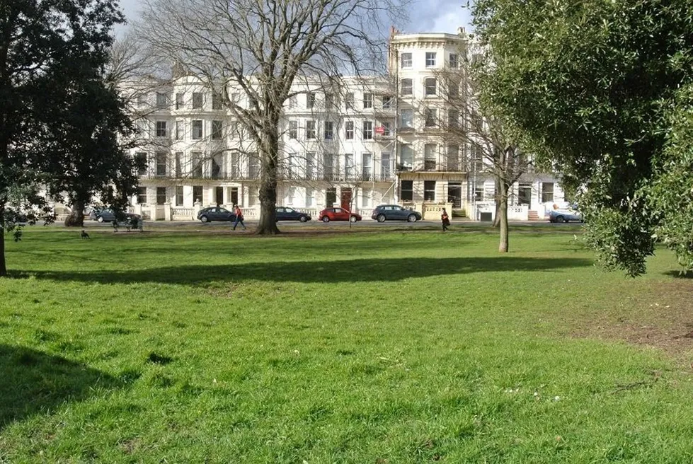 Flat Vernon Terrace in Brighton