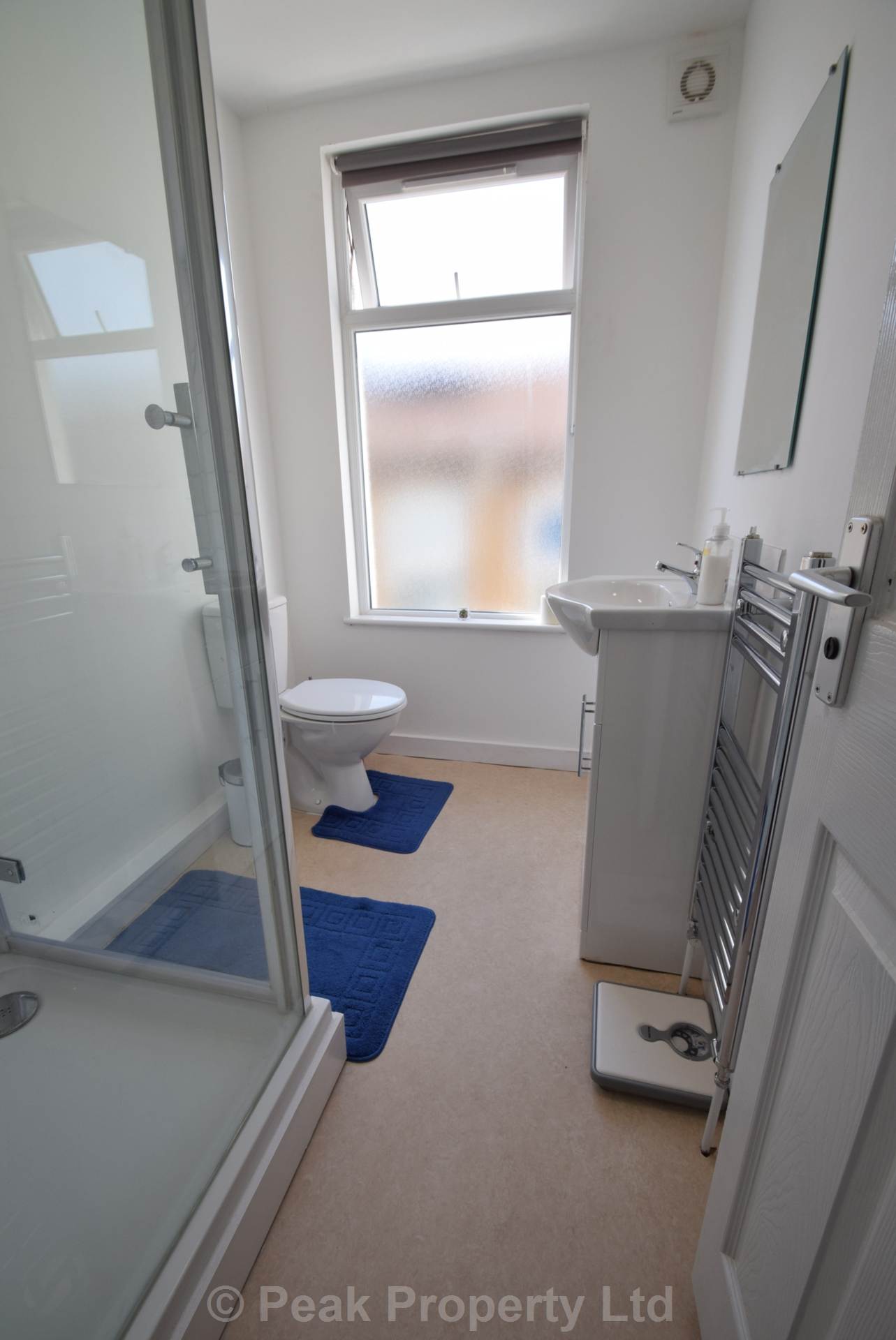 Room Heygate Avenue in Southend-on-Sea