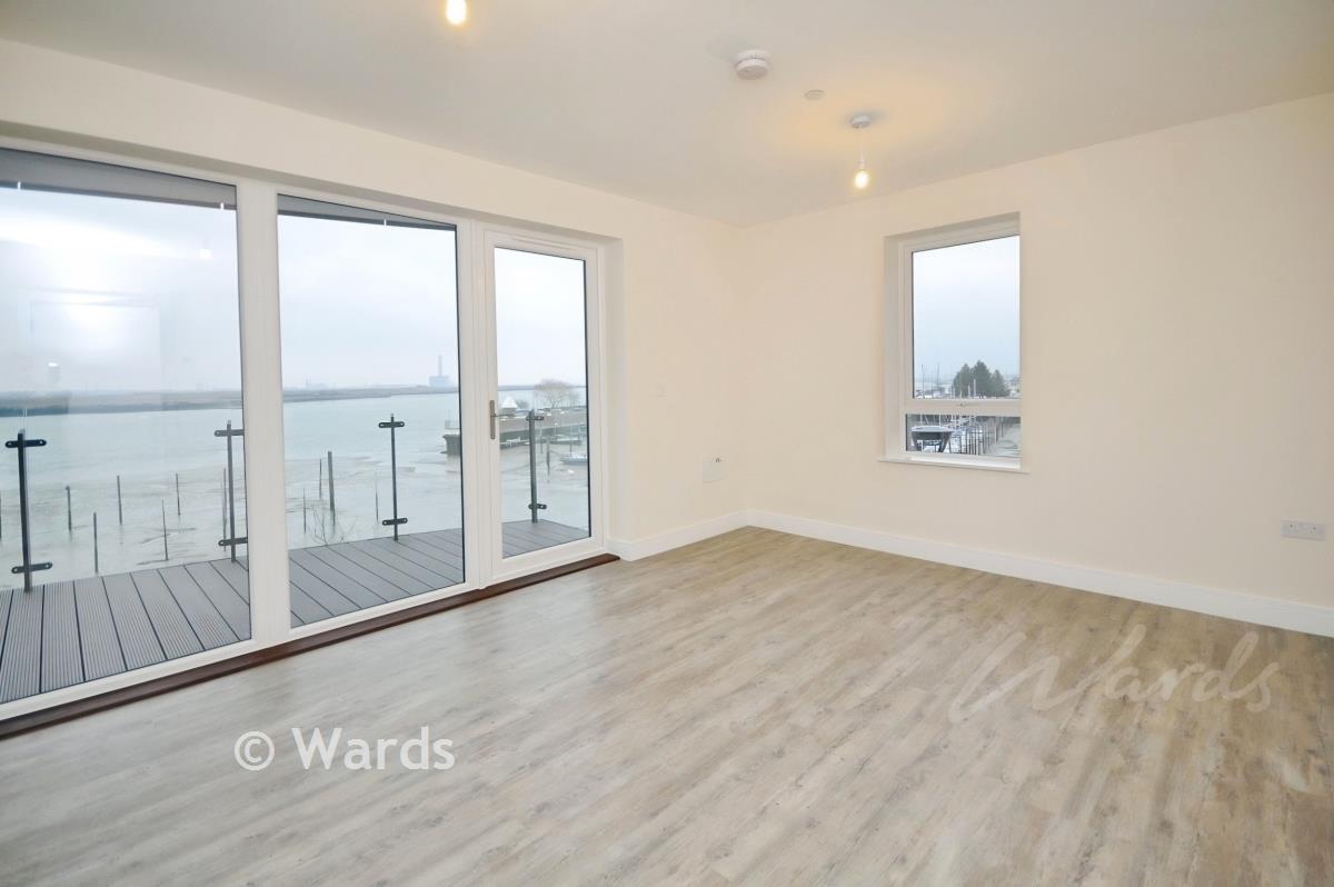 Flat Pearl Lane in Gillingham
