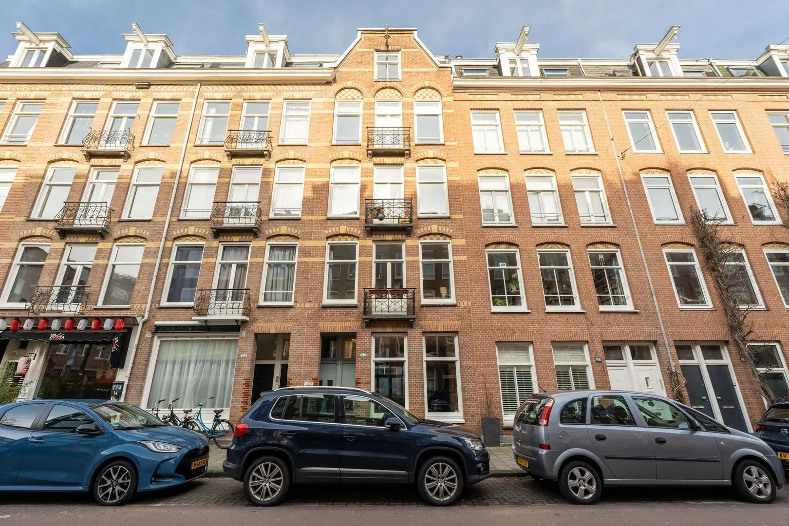 Eerste Helmersstraat 1054 EK in Amsterdam