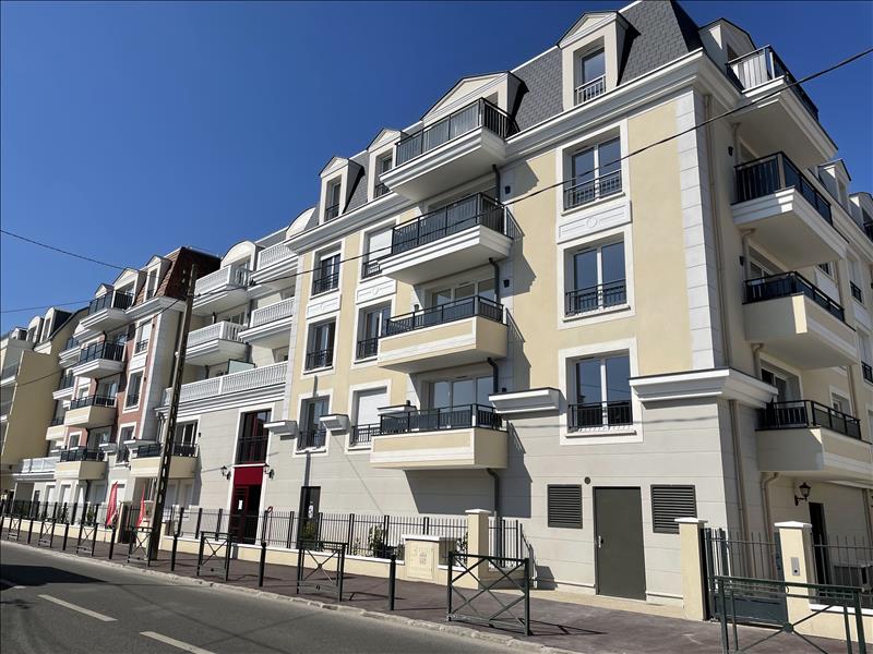 Appartement Avenue de la République à Le Blanc-Mesnil