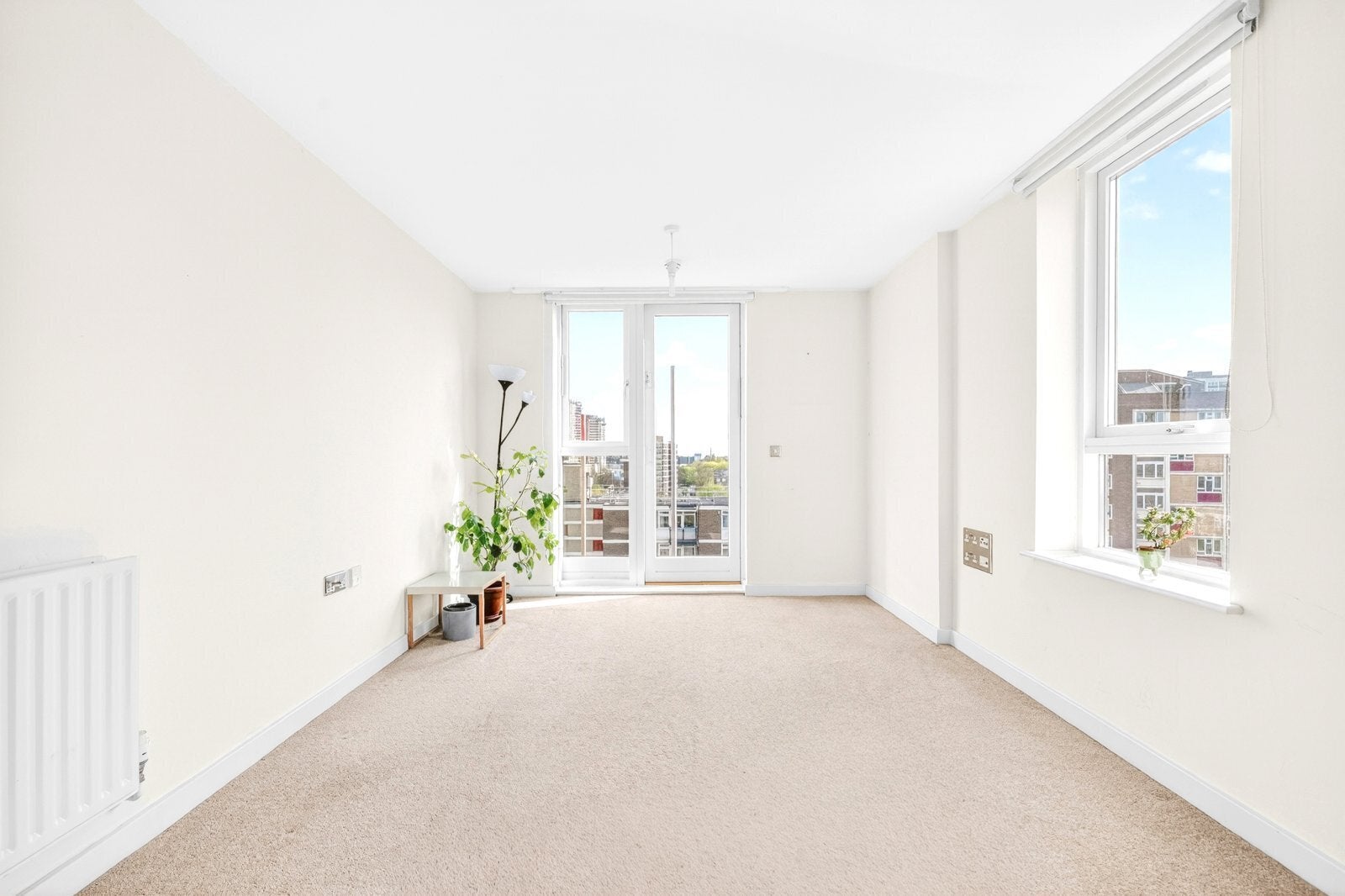Flat Wenlock Street in Greater London