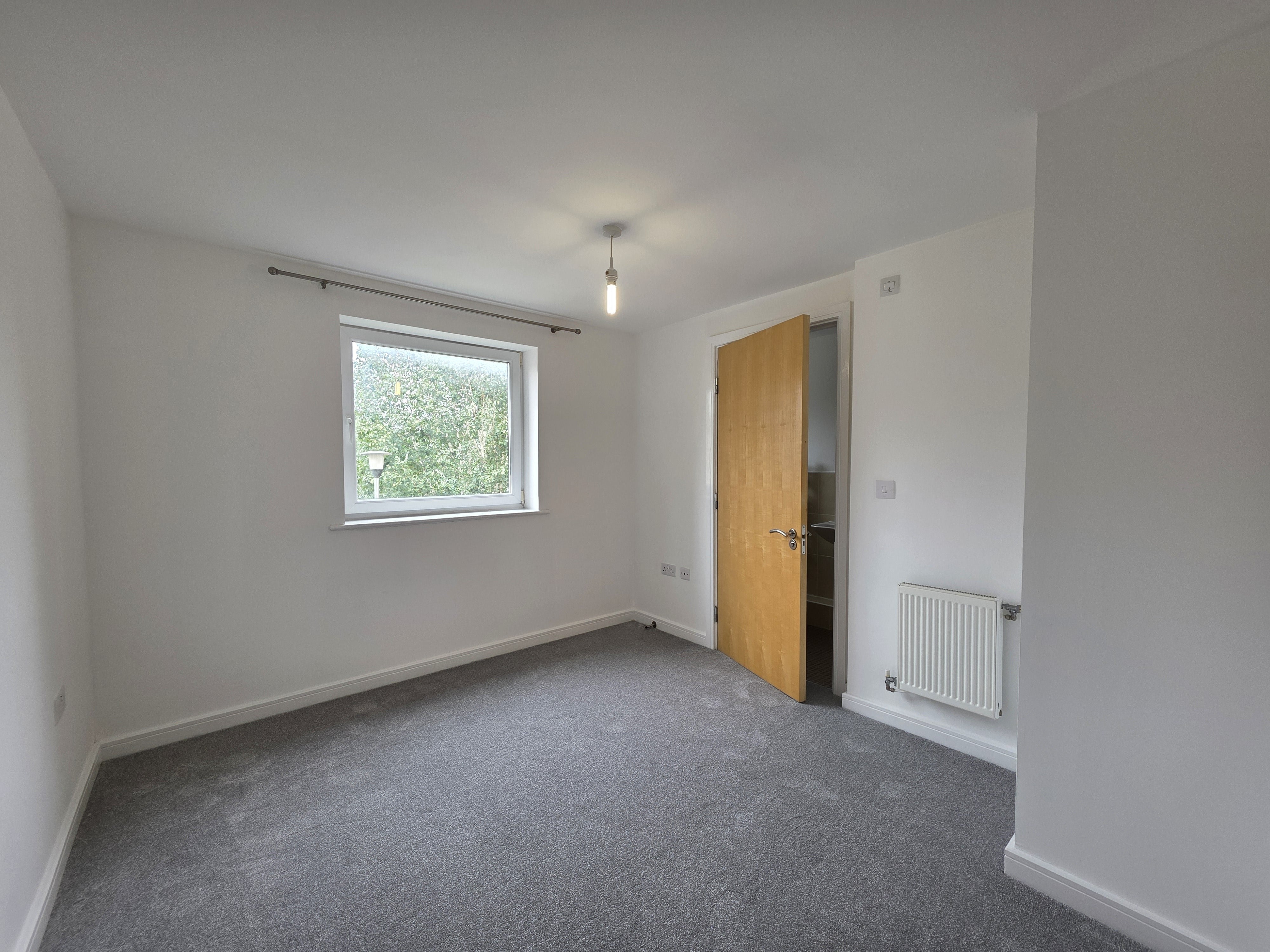 Flat Allen Close in Swindon