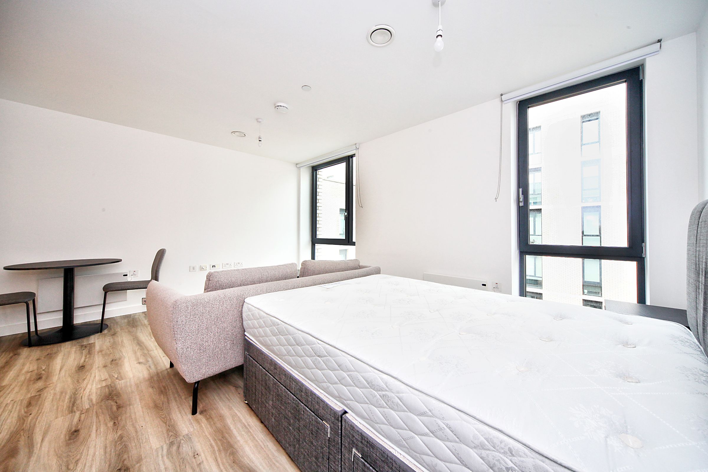 Flat Kimpton Road in Luton